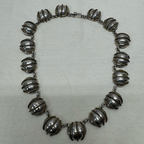 Beautiful Rare Sterling Vintage Taxco Mexico Necklace